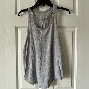 Lululemon grey women’s tank